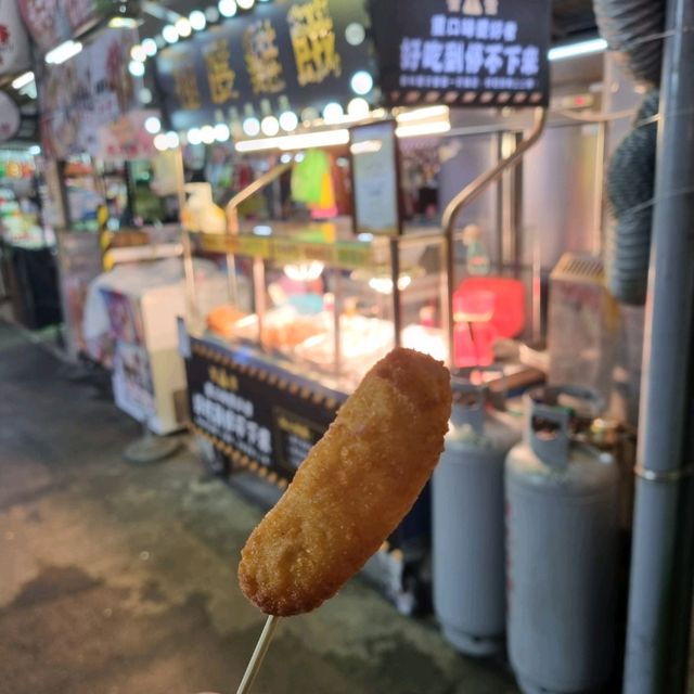 Xingren Garden Night Market