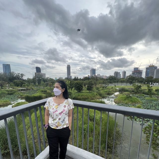 ไปถ่ายรูปสวยๆ ที่สวนเบญจกิติกัน