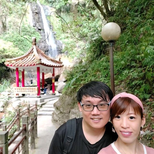〈五峰旗瀑布〉蘭陽十景，宜蘭著名景點，越爬越涼快‼️