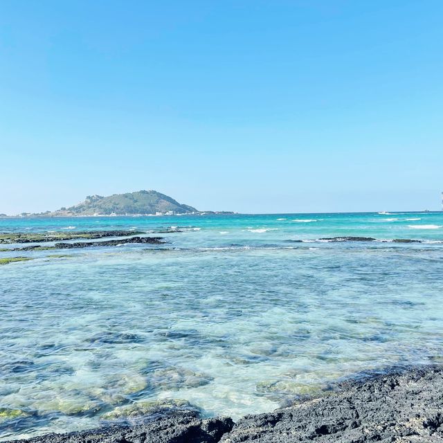 Windy Hyeopjae Beach