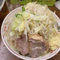 テレビで見たあのジャガイモのカレーはここ！日本一有名なカレー屋！