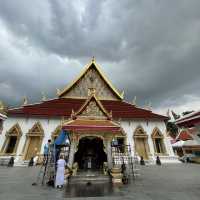 4 อารามหลวง 