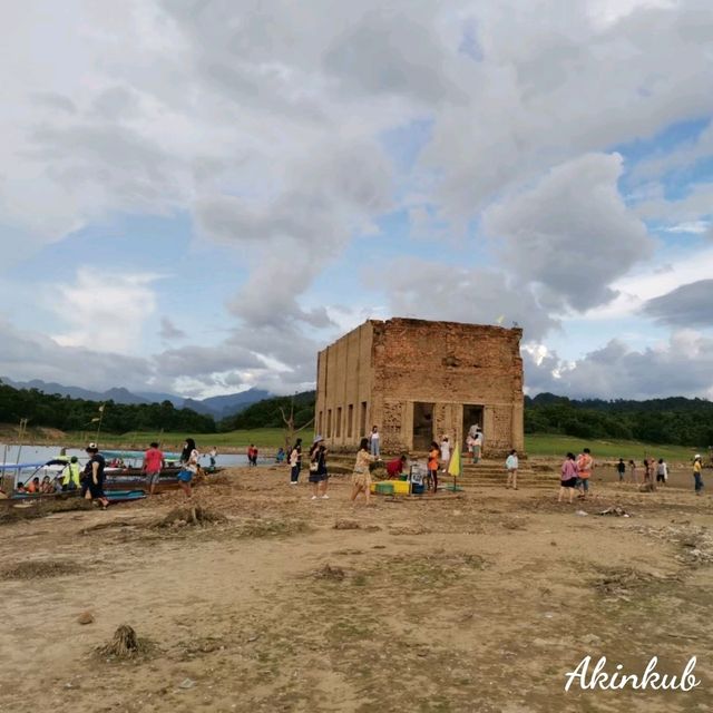 One Day Trip ล่องเรือชมวัดเก่า สังขละบุรี