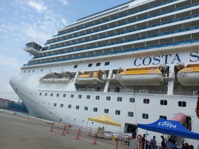 ล่องเรือสำราญ costa serena