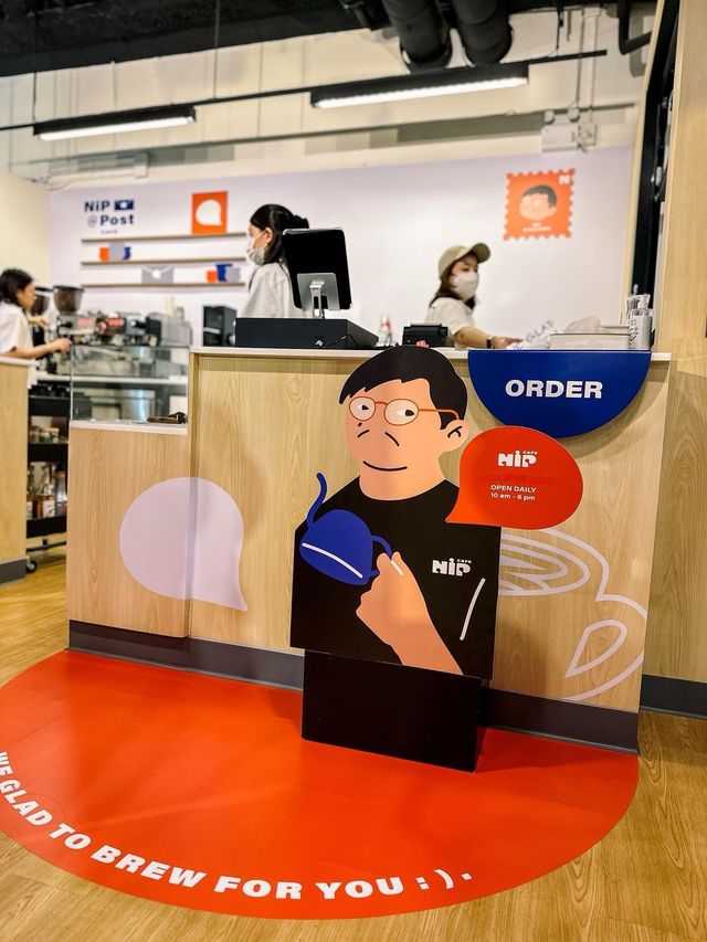เคาน์เตอร์ไปรษณีย์ MBK Center X Nippostcafe