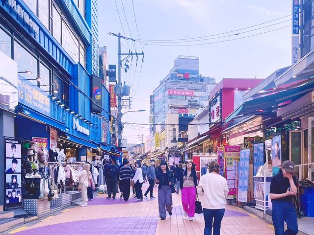 Explore a day in Gwangjang Market 