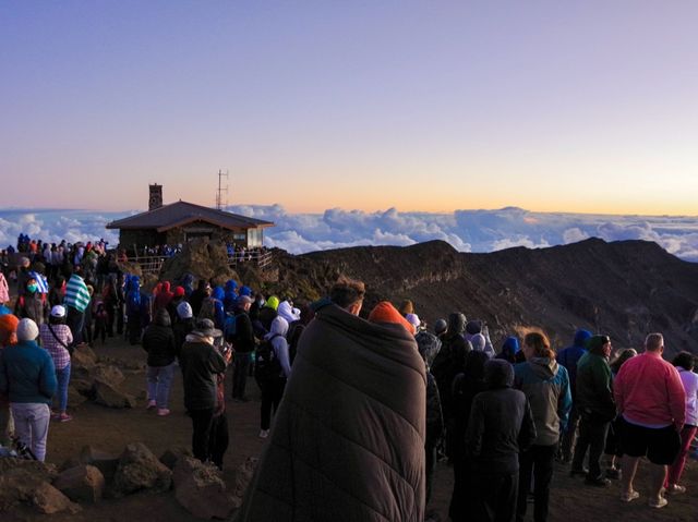 【ハワイ・マウイ島】ハレアカラ山でサンライズ鑑賞🌅