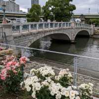 中之島バラ園の、Ｒ.RiversideGrill＆BEERGARDEN