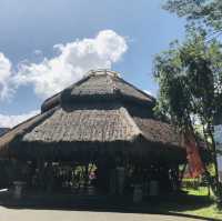 在烏布水上發呆亭裡享受印尼美食：Bale Udang Mang Engking Ubud