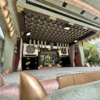 【大阪府】インパクト抜群の難波八阪神社を参拝！