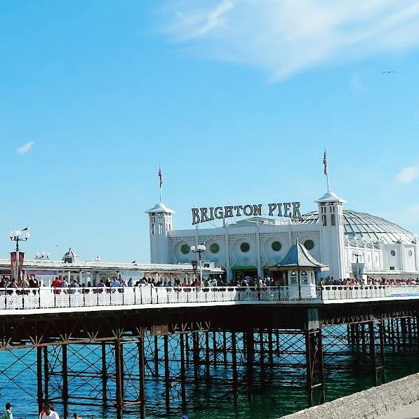 Beachfront day at Brighton Pier, England 🇬🇧