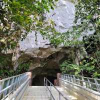 Fairy Cave: Largest cave entrance in Kuching