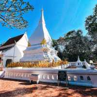 พระธาตุศรีสองรัก จ.เลย
