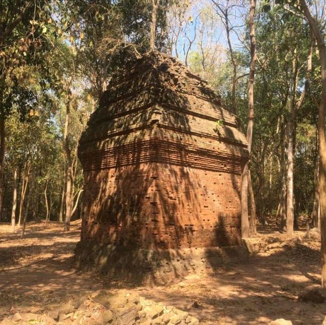 Prasat Kraol Romeas The Ancient Temple