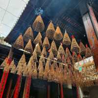 Thien Hau Temple: Must visit in HCMC