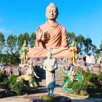 วังพญานาค 4 ตระกูล พุทธอุทยานหลวงปู่สด