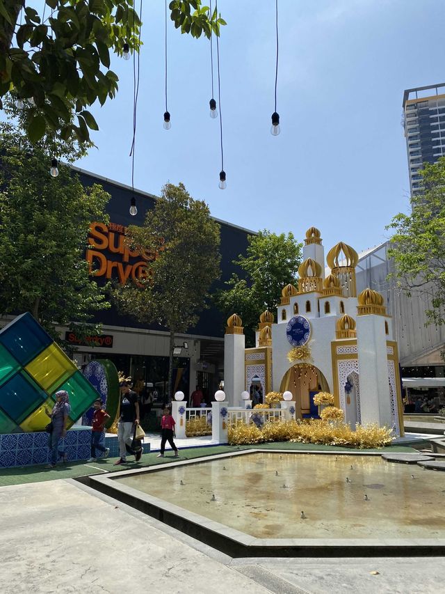 Shopping at Design Village Outlet, Penang🇲🇾
