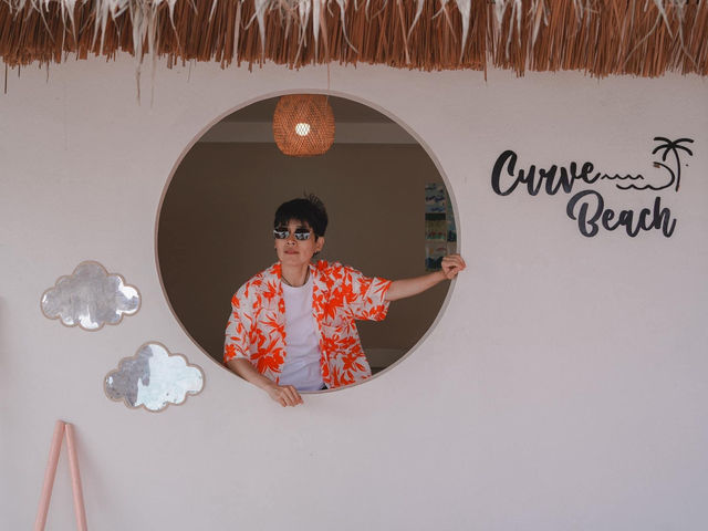 Curve Beach Cafe ⛱️