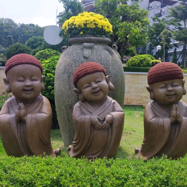 越南西寧黑婆山
