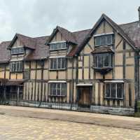 The Birthplace of Brilliance: A Must-Visit for Shakespeare Fans 