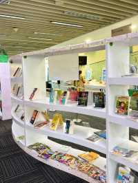 🇸🇬 Bishan Public Library: A Modern Haven for Book Lovers