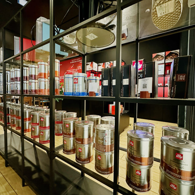 Refined Elegance: A Review of illy Caffè at Pavilion Kuala Lumpur