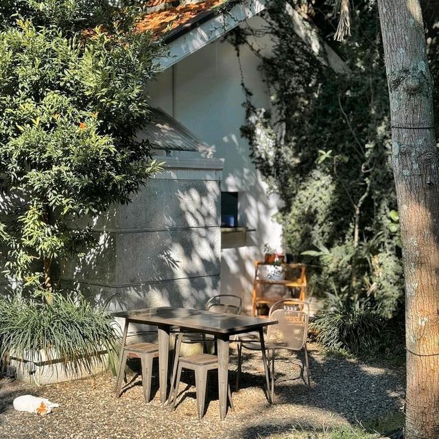 HABITAAS COFFEE | THE MOST COMFORTABLE COFFEESHOP FOR WFC NEAR DIPATIUKUR