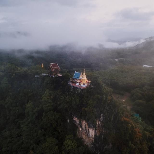 วัดท่าขนุนท่ามกลางธรรมชาติ🌳⛰️