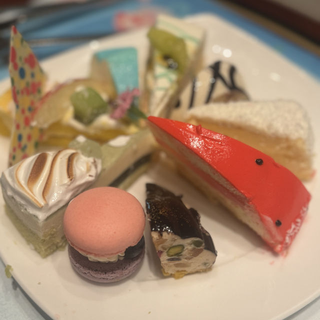 〜ヒルトン東京〜可愛すぎるスイーツビュッフェ♡