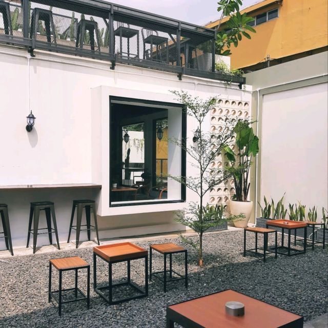 THERE'S A NEW COFFEE SHOP IN TANAH ABANG