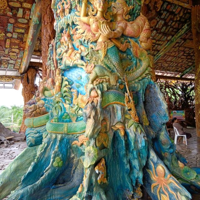 วัดเขาถ้ำประทุน ชมโบสถ์รากไม้ หนึ่งเดียวในไทย