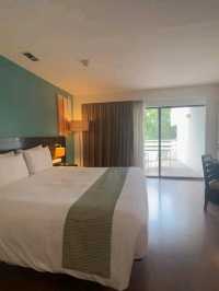 ที่นี่ The Regent Cha Am Beach Resort