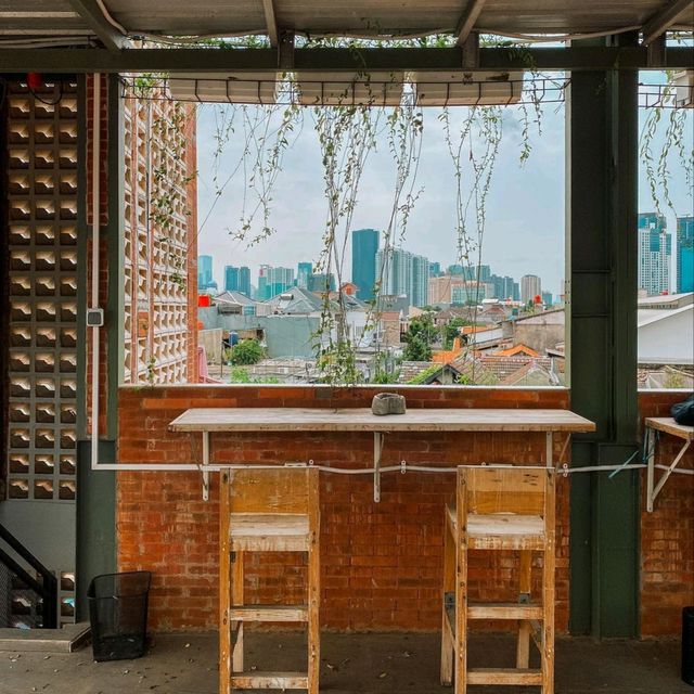 HUS BREW | COFFEE SHOP WITH CITY VIEW in TEBET