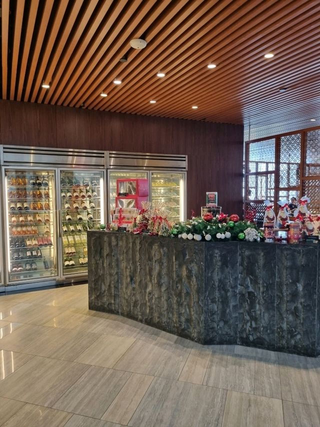 The Edge Buffet