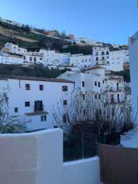 🤍Stunning White Houses in Setenil⚪️