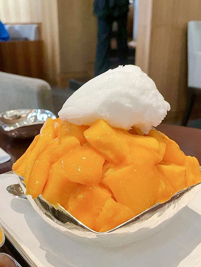여름의 호캉스는 신라호텔💛