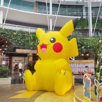 Newly renovated family friendly shopping mall!
