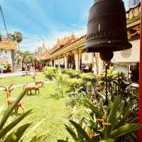 keen to see Burmese Buddhist temple in Penang