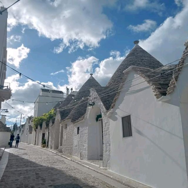 Alberobello Italy and the trulli