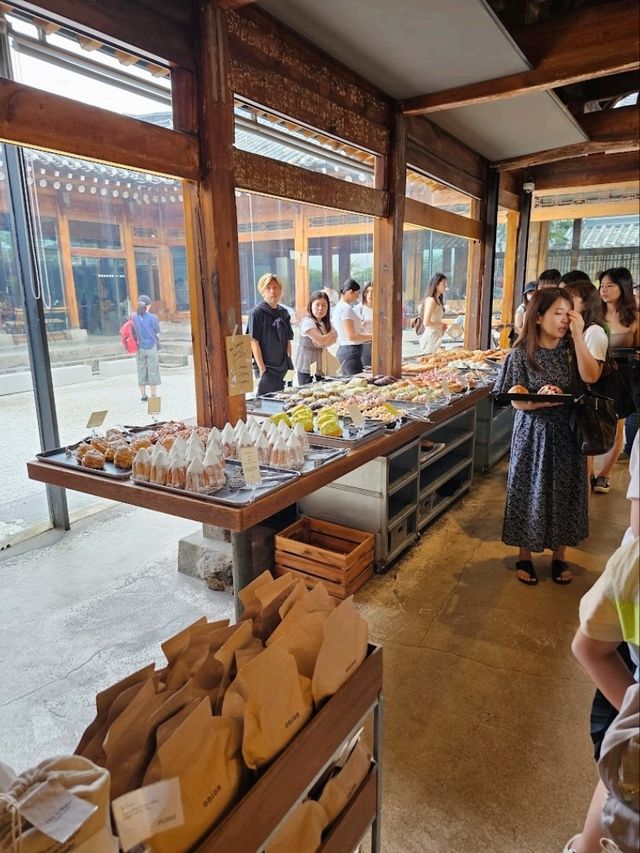 An intersting cafe
