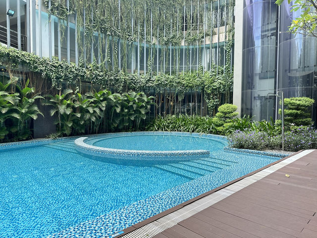 The Mira Central Park Hotel
