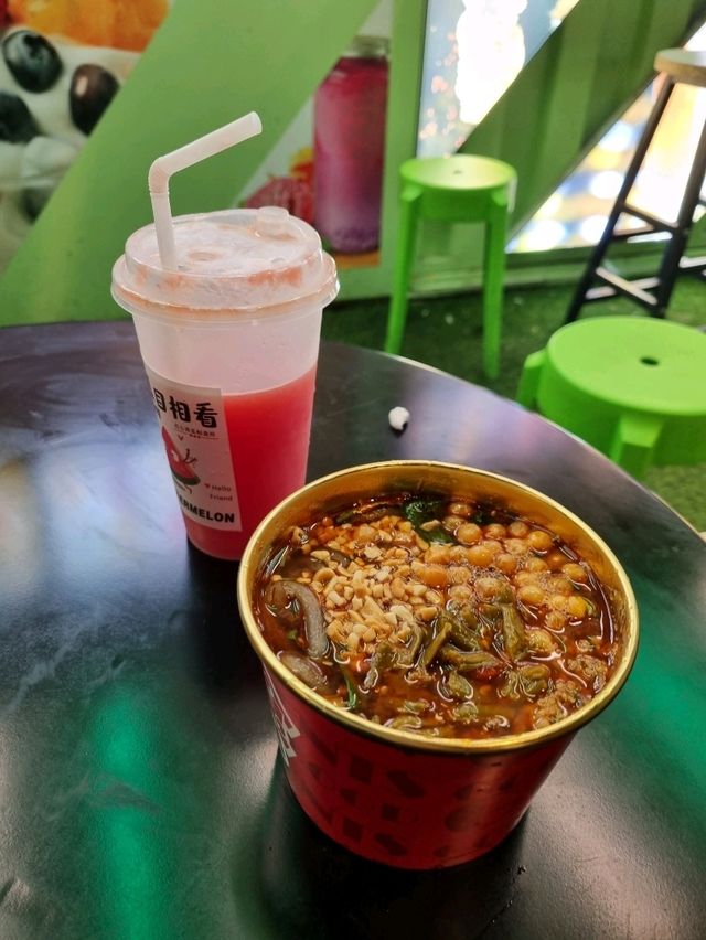 중국에 이런 곳이?! 야경 찐 명소 ⛩️