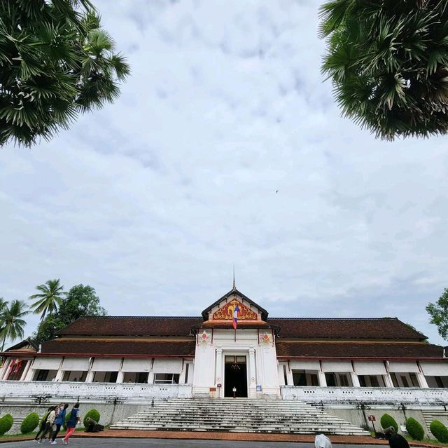 พระราชวังหลวงพระบาง หรือ หอพระบาง สปป.ลาว
