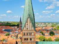 A unique architectural beauty and captivating urban escape🇩🇪😎