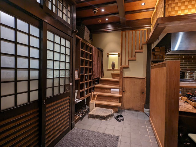 Hozenji Yamakazu ร้านข้าวหน้าปลาไหลพรีเมี่ยม