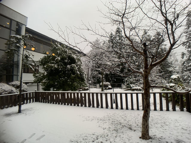 日本🇯🇵岐阜高山市 - 穗高莊山之飯店 跟著我ㄧ起去泡湯吧！