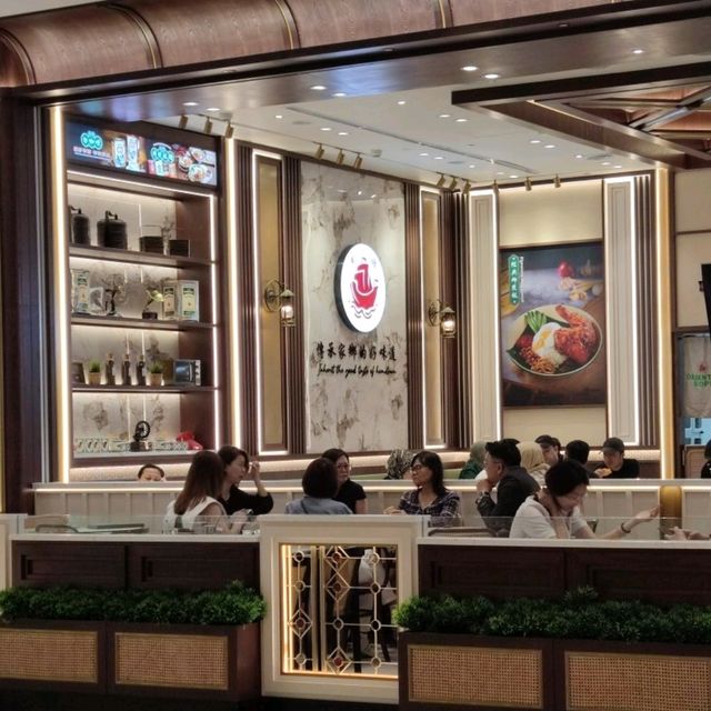 🇲🇾 Breakfast Bliss: Savor Local Flavors at Oriental Kopi The Exchange TRX