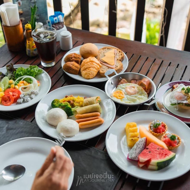 🏖️วิลล่าริมทะเลสมุย มีสระส่วนตัว ใกล้ถนนที่สวยฮอต