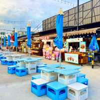 ตลาดปลา บางแสน