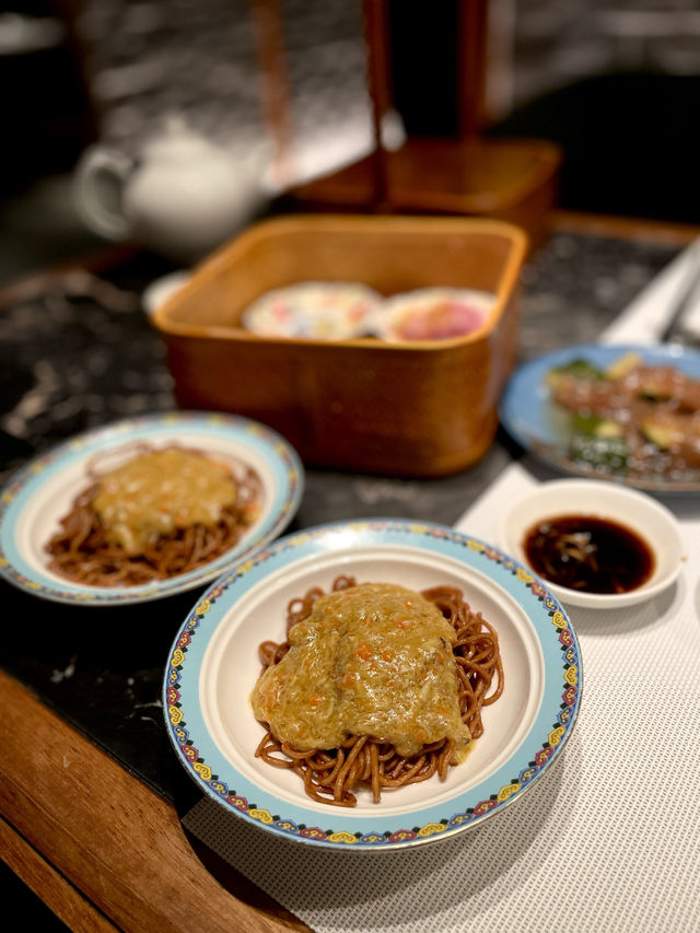 來個竹林庭園🎋 來一頓精緻上海菜吧🥢